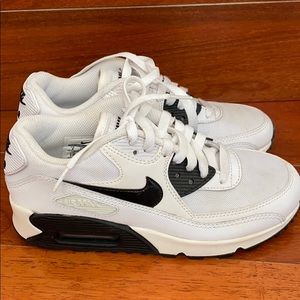 NIKE AIR MAX 90